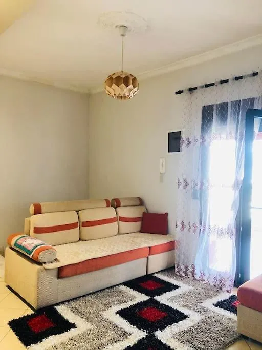 Villa Uklala Kamëz